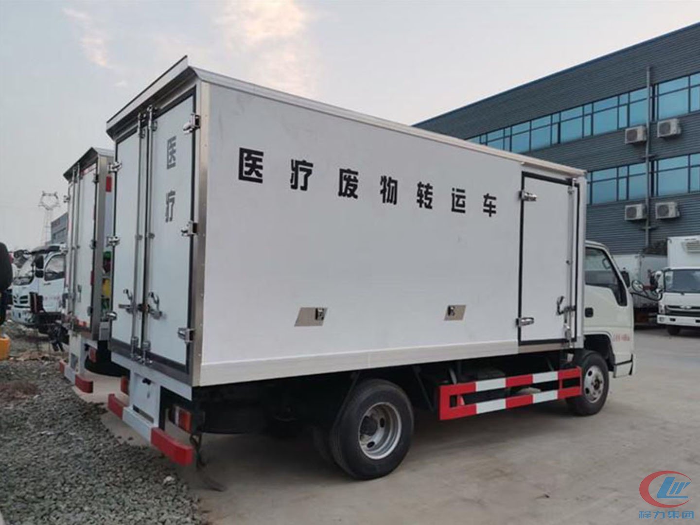 程力醫(yī)療廢物轉(zhuǎn)運(yùn)車(chē)