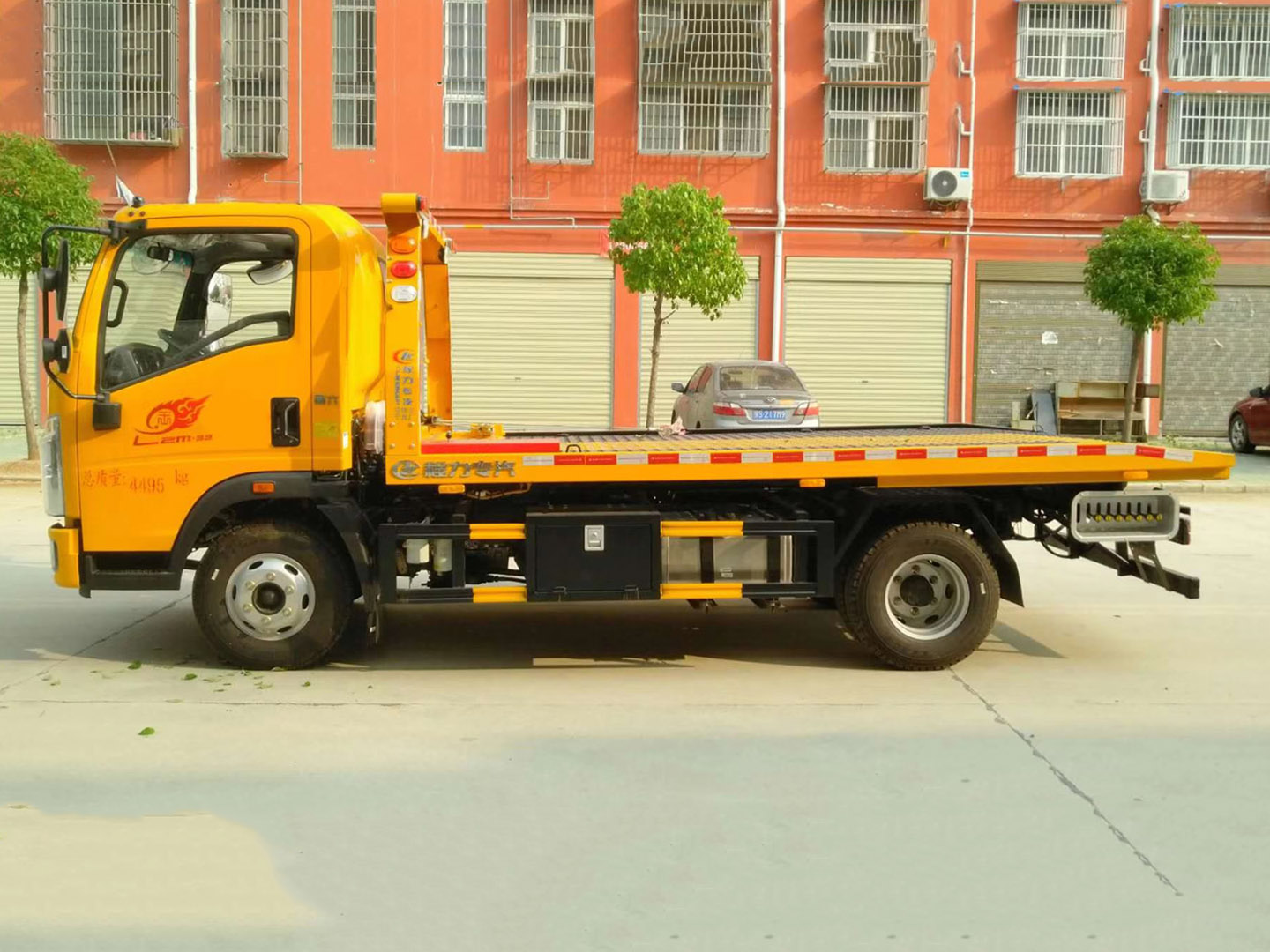 國六重汽豪沃藍(lán)牌清障車