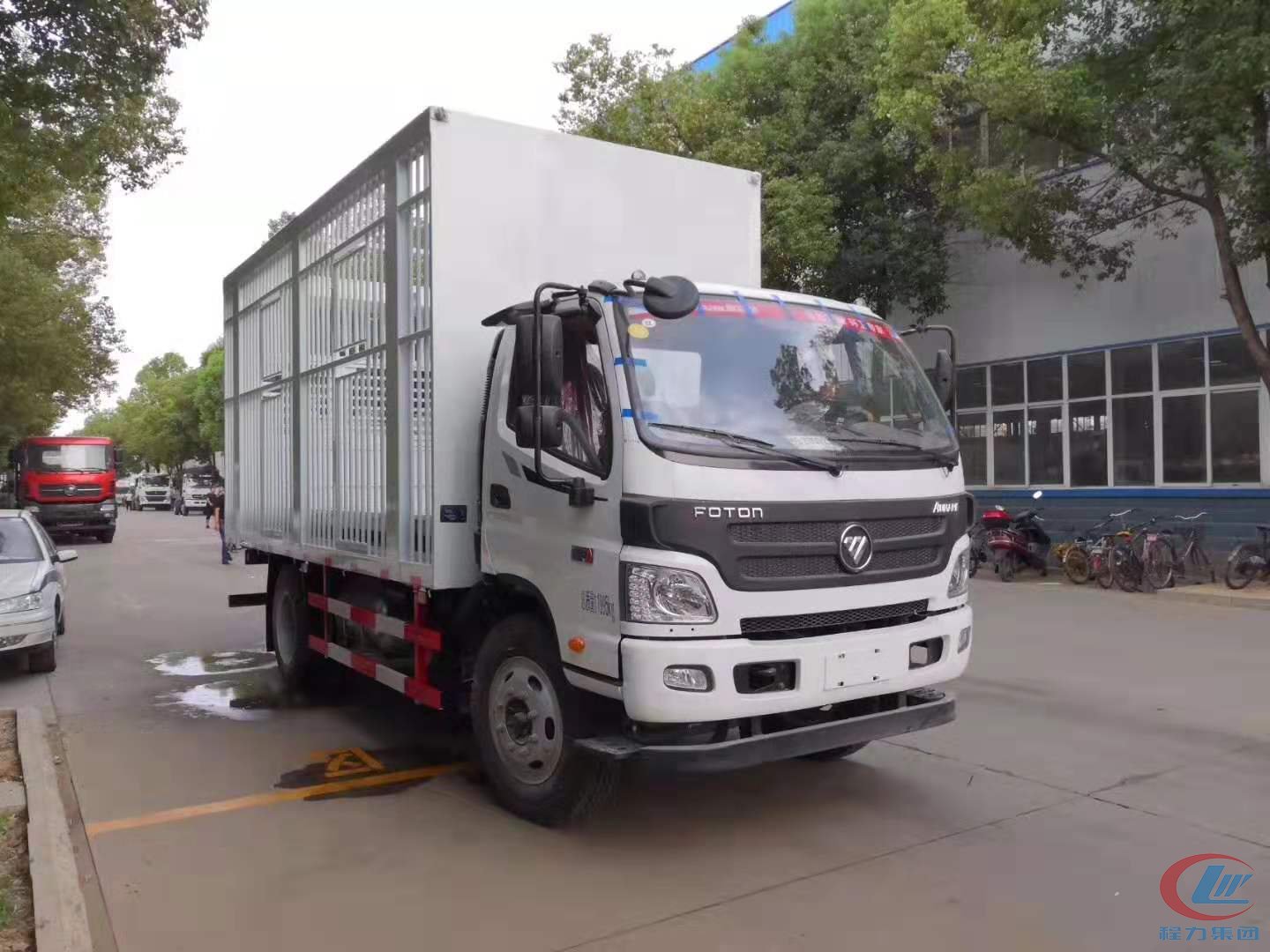 倉欄式運豬車