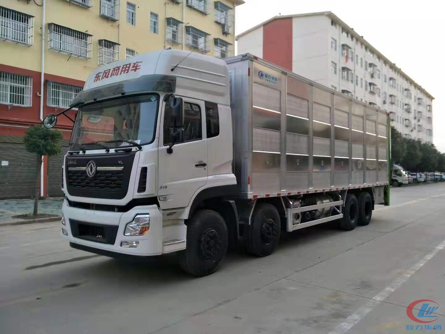國六東風天龍恒溫運豬車