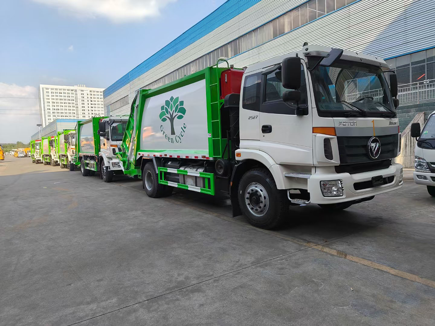 福田歐曼16立方出口壓縮垃圾車